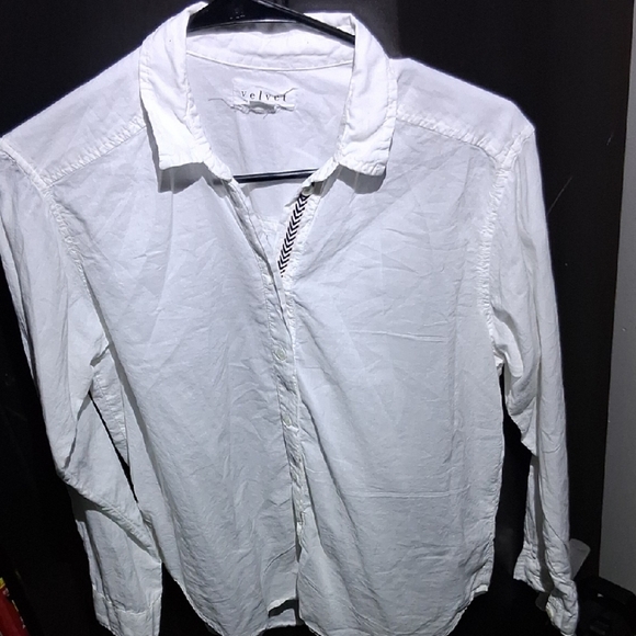 Velvet Crisp White Collared Shirt - Picture 1 of 7